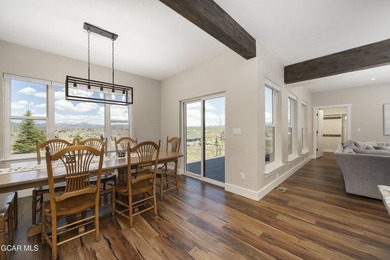 This stunning 4-bed, 3-bath mountain retreat combines luxury - photo 14