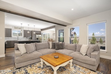 This stunning 4-bed, 3-bath mountain retreat combines luxury - photo 16