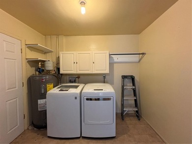 Opportunity awaits with this 3-bedroom, 2-bath home offering a - photo 22