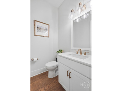 BETTER THAN NEW! Built in 2023, this custom home in The Reserve - photo 23