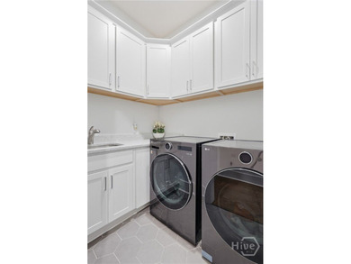 BETTER THAN NEW! Built in 2023, this custom home in The Reserve - photo 25