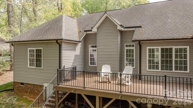 Beautifully Remodeled 4BR/3BA Home in Highly Sought-After - photo 27