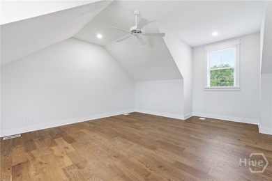 BETTER THAN NEW! Built in 2023, this custom home in The Reserve - photo 27