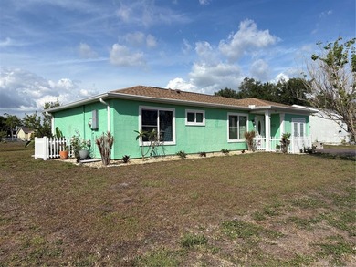 Opportunity awaits with this 3-bedroom, 2-bath home offering a - photo 27