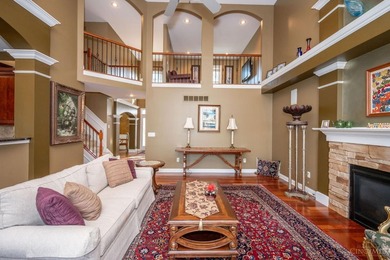 Welcome to luxury living *on* the Shaker Run Golf Course! This - photo 29