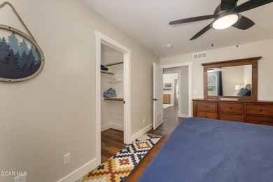 This stunning 4-bed, 3-bath mountain retreat combines luxury - photo 31