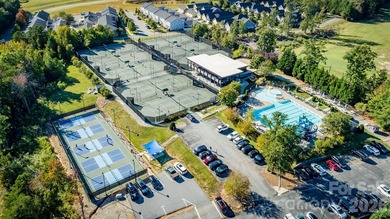 Beautifully Remodeled 4BR/3BA Home in Highly Sought-After - photo 36