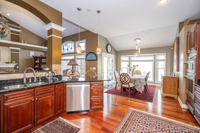 Welcome to luxury living *on* the Shaker Run Golf Course! This - photo 39