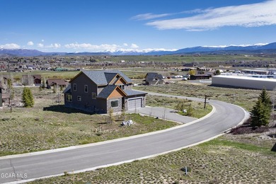 This stunning 4-bed, 3-bath mountain retreat combines luxury - photo 44