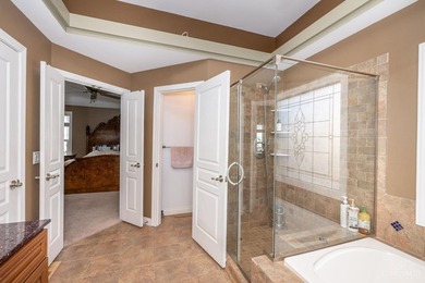 Welcome to luxury living *on* the Shaker Run Golf Course! This - photo 48