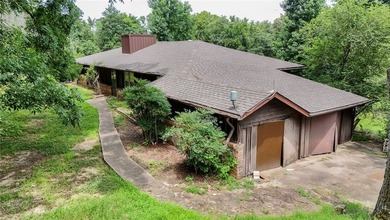 12+ private acres Pond on property Mobile home (1836 sq ft) on - photo 5