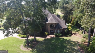 (private lake, pond, creek) Home For Sale in Warner Robins Georgia