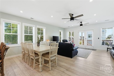 Beachside 4BR/3BA 2198sqft Single Family Home just 3 Homes to - photo 7
