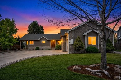 Rare opportunity to own this beautifully updated custom ranch on - photo 2
