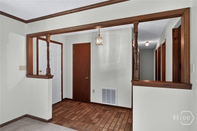 Classic brick ranch in the desirable Old Mill neighborhood off - photo 3