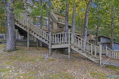 Lake Home For Sale in Scottsboro, Alabama