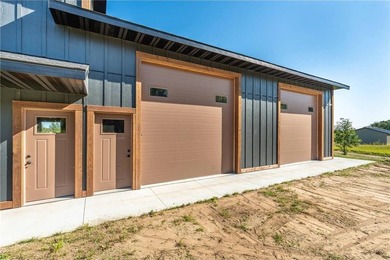 Discover your own private retreat on Third Silver Lake! This - photo 11