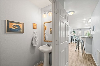 Tucked away at the end of a peaceful cul-de-sac, this 3-bedroom - photo 12