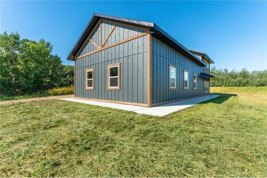 Discover your own private retreat on Third Silver Lake! This - photo 15