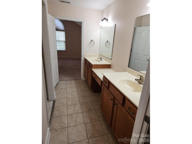 Clean Canterbury model ready for immediate occupancy! Fantastic - photo 17