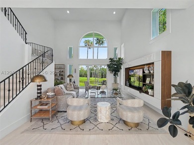 Beautifully renovated 4BR/5.5BA home with separate guest house - photo 17