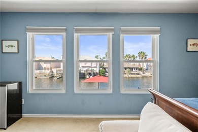 Tucked away at the end of a peaceful cul-de-sac, this 3-bedroom - photo 18