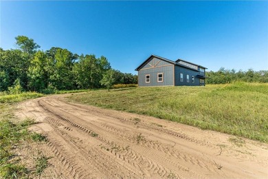 Discover your own private retreat on Third Silver Lake! This - photo 18