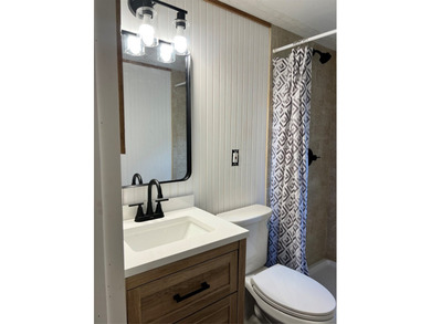 BARGAIN PRICED LAKE PLACE! Ask about possible owner - photo 22