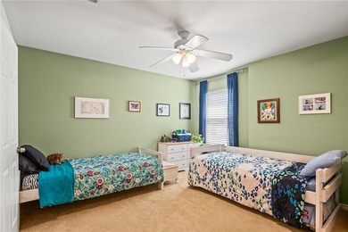 Tucked away at the end of a peaceful cul-de-sac, this 3-bedroom - photo 23
