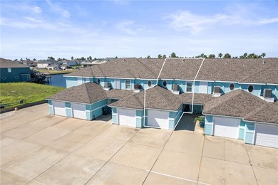 Tucked away at the end of a peaceful cul-de-sac, this 3-bedroom - photo 35