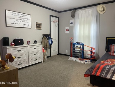 Back on market due to no fault of home or sellers! Beautiful - photo 39