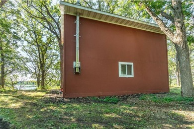 Discover your own private retreat on Third Silver Lake! This - photo 40