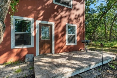 Discover your own private retreat on Third Silver Lake! This - photo 42