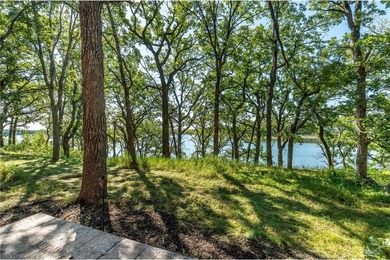Discover your own private retreat on Third Silver Lake! This - photo 43