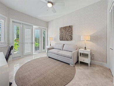 Beautifully renovated 4BR/5.5BA home with separate guest house - photo 47
