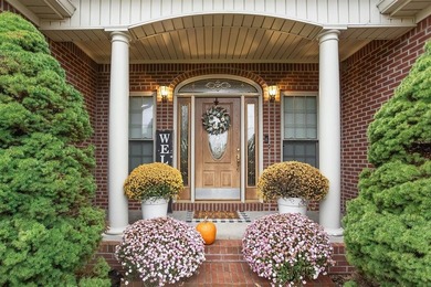 Welcome to this stunning 6-bedroom, 2-bath home offering over 5 - photo 3