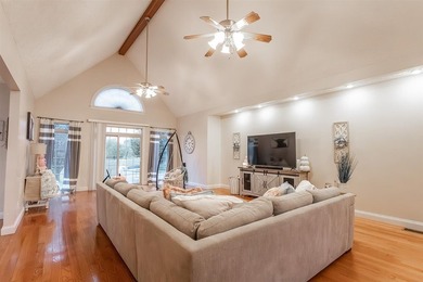 Welcome to this stunning 6-bedroom, 2-bath home offering over 5 - photo 10
