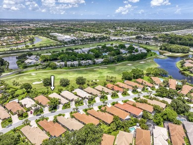 Welcome to 4557 Barclay Fair Way, a beautifully maintained - photo 3
