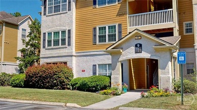 9102 Mercer Point offers a smart opportunity for anyone looking - photo 1