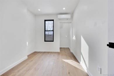 This Magnificent Legal 2 family home will give you the comfort - photo 10