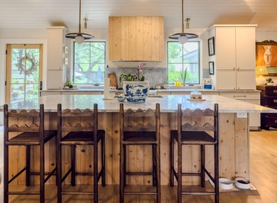 Located in the heart of The Groves--one of Mount Pleasant's most - photo 12