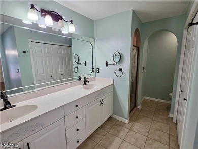 Welcome to this beautifully maintained 3-bedroom plus den - photo 15