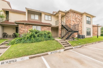Lake Condo For Sale in Irving, Texas