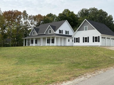 Discover exceptional living in single family home, beautifully - photo 2