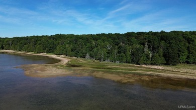 Located on the beautiful Garden Peninsula, this waterfront - photo 22
