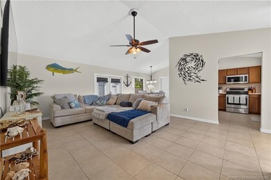 Welcome to the highly desirable Indian River Estates! This - photo 4