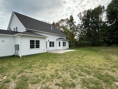 Discover exceptional living in single family home, beautifully - photo 7