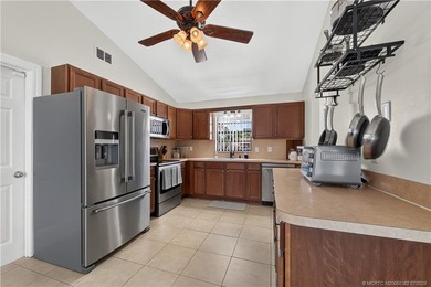 Welcome to the highly desirable Indian River Estates! This - photo 10