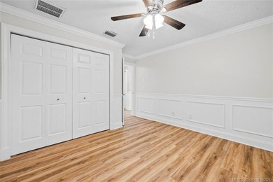 Welcome to Pinecrest Lakes! Situated on 1.1 acres, this unique - photo 32