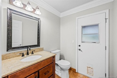 Welcome to Pinecrest Lakes! Situated on 1.1 acres, this unique - photo 35